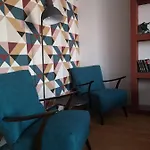 Hotello Apartmanhaz Es Panzio Lägenhet