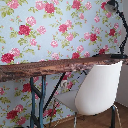 Apartamento Hotello és Panzió *