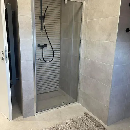 Hotello és Panzió Appartamento *