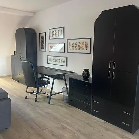 Hotello Apartmanhaz Es Panzio Zalaegerszeg