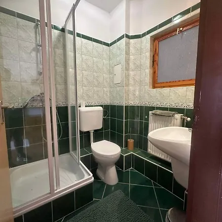 Hotello és Panzió *