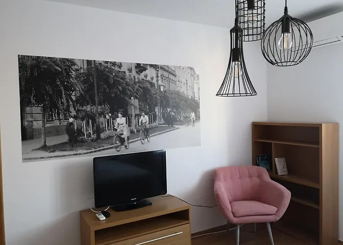 Apartment Hotello Apartmanhaz Es Panzio *
